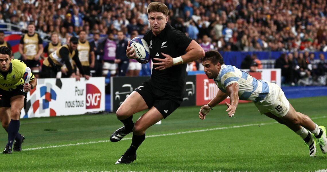 Leinster confirm short-term deal to sign All Black international Barrett at end of 2024