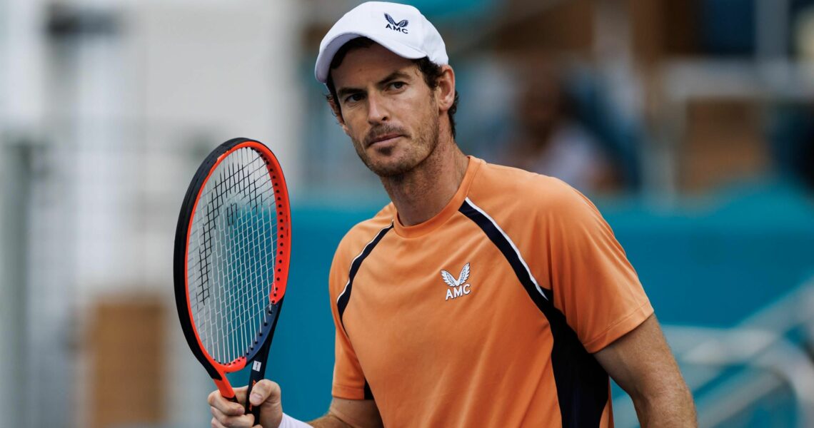 French Open hint? Murray training on clay ahead of potential Grand Slam return