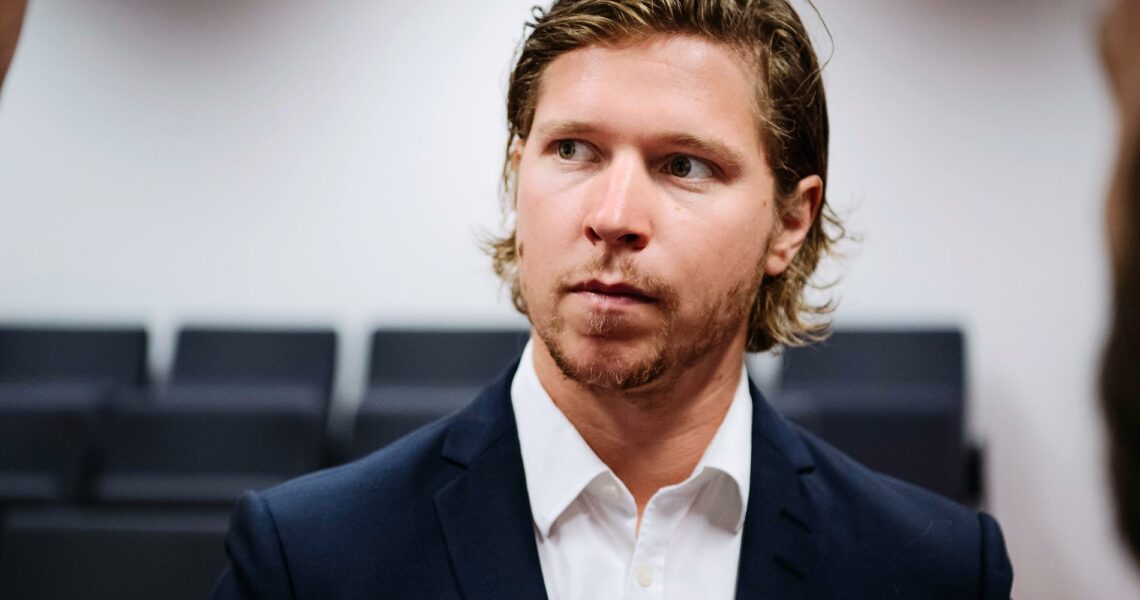Bäckström slår tillbaka mot Radiosporten