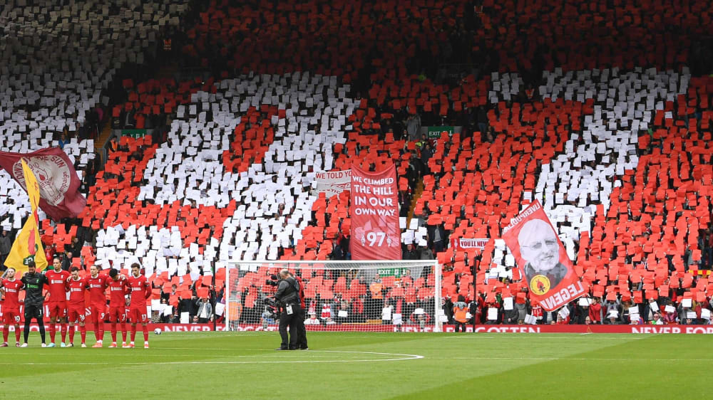 Bei Liverpools Heimspiel gegen Crystal Palace wurde am Sonntag der 97 Menschen gedacht, die durch die Hillsborough-Katastrophe den Tod fanden.