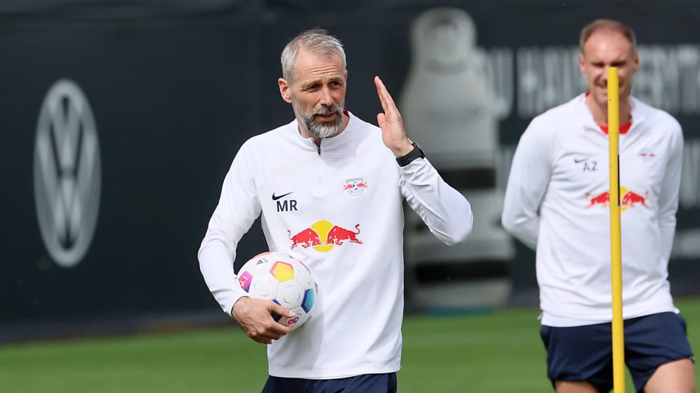 Musste im ersten Training der Woche auf fünf Akteure verzichten: Leipzig-Coach Marco Rose.