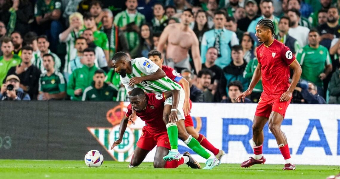 Lukebakio verursacht Elfmeter: Kike Salas rettet FC Sevilla einen Punkt