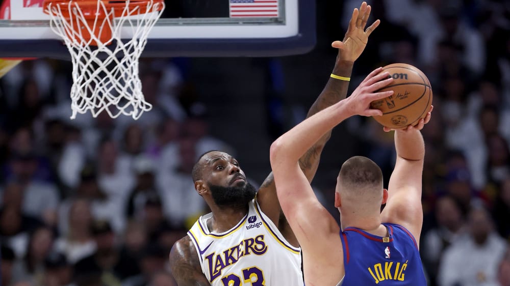 Dank Jokic: Titelverteidiger Denver besiegt Lakers um LeBron James zum Playoff-Start
