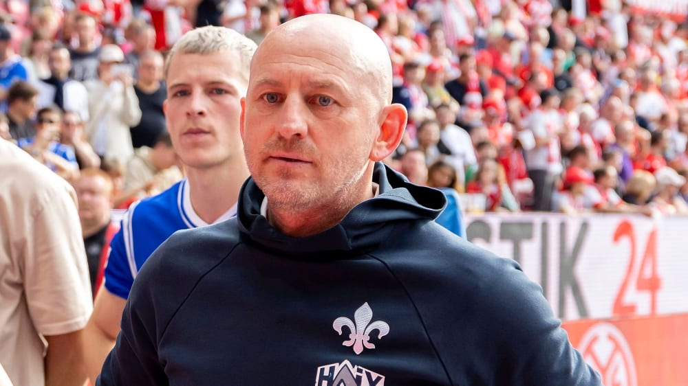 SVD-Coach Torsten Lieberknecht hat neue Personalprobleme.