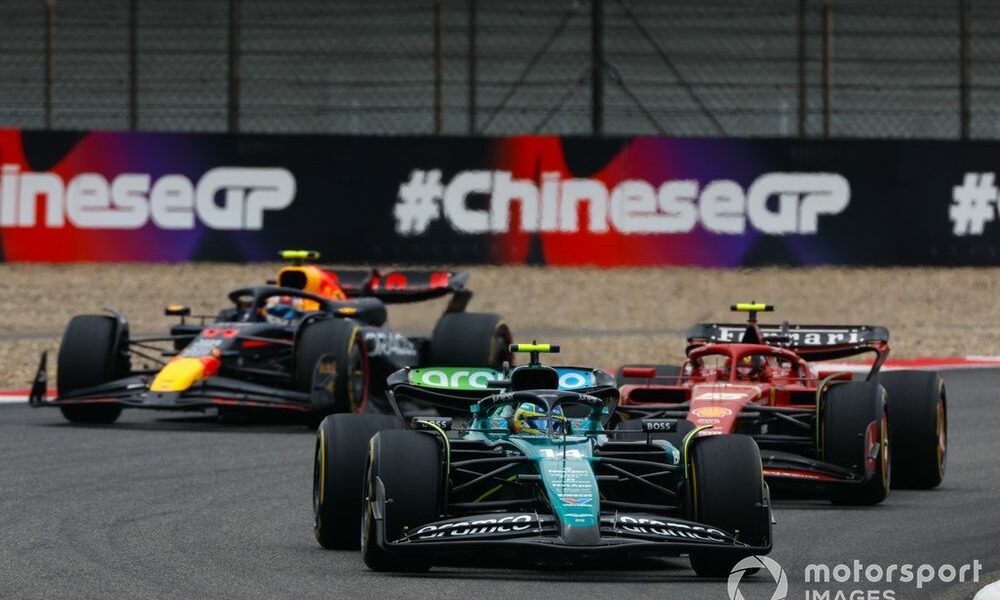 Leclerc: Sainz “over the limit” with defence in F1 Chinese GP sprint race