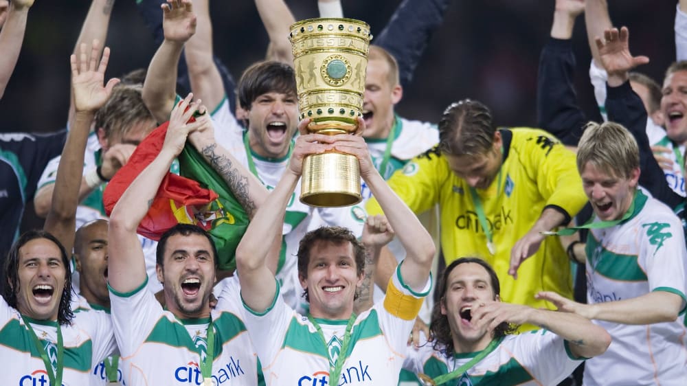 Ein Titel zum Abschied: Frank Baumann feierte in seinem letzten Spiel der Karriere den Sieg des DFB-Pokals.