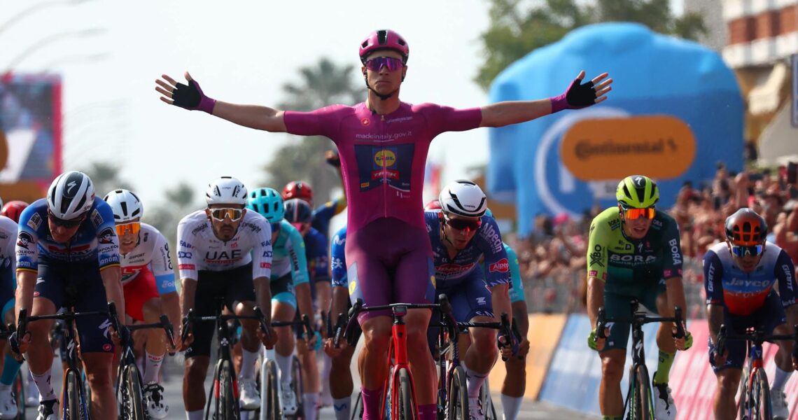 Milan powers home to take second win of Giro with thrilling Stage 11 sprint victory