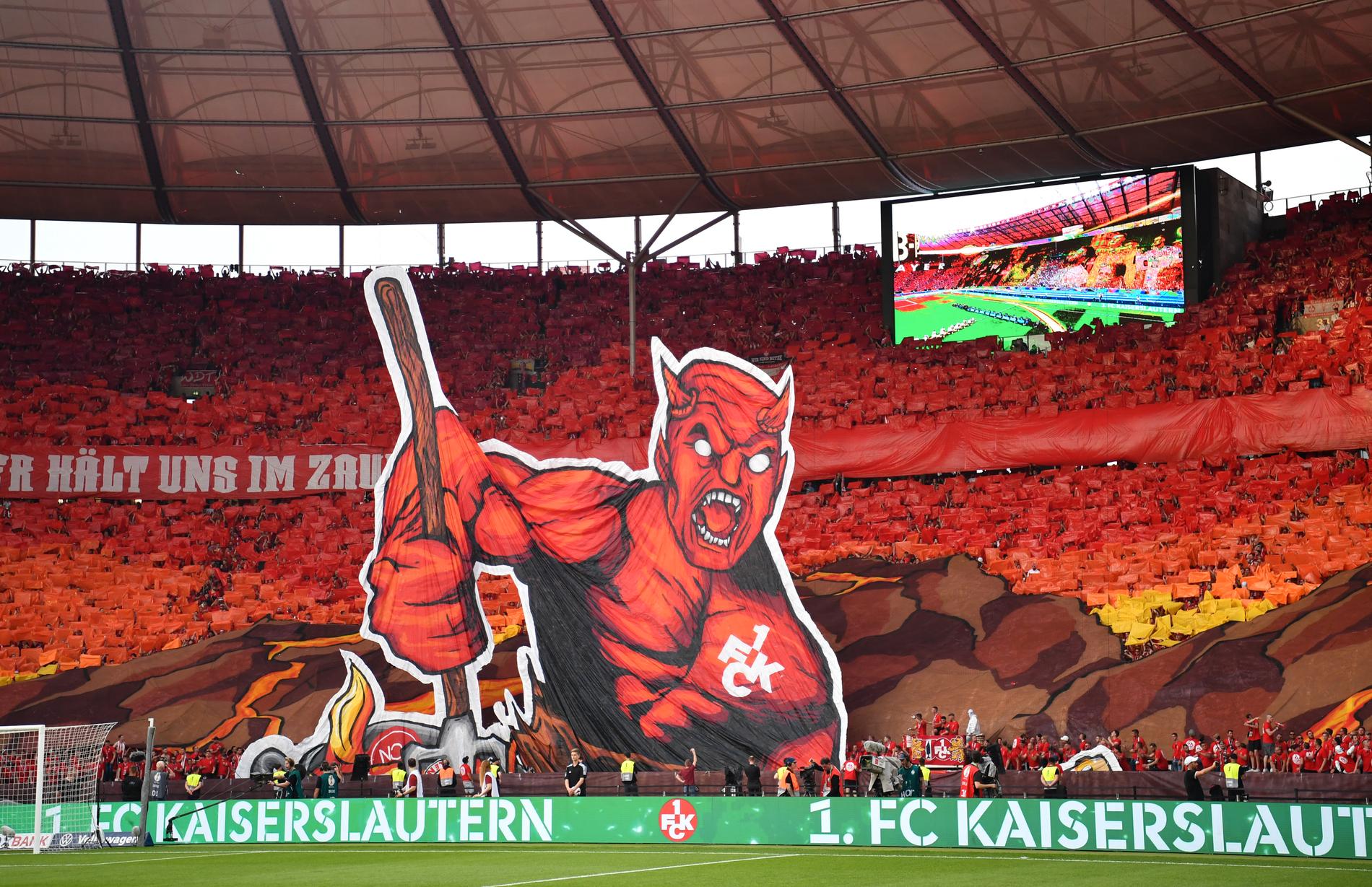 Kaiserslauterns tifo inför cupfinalen.