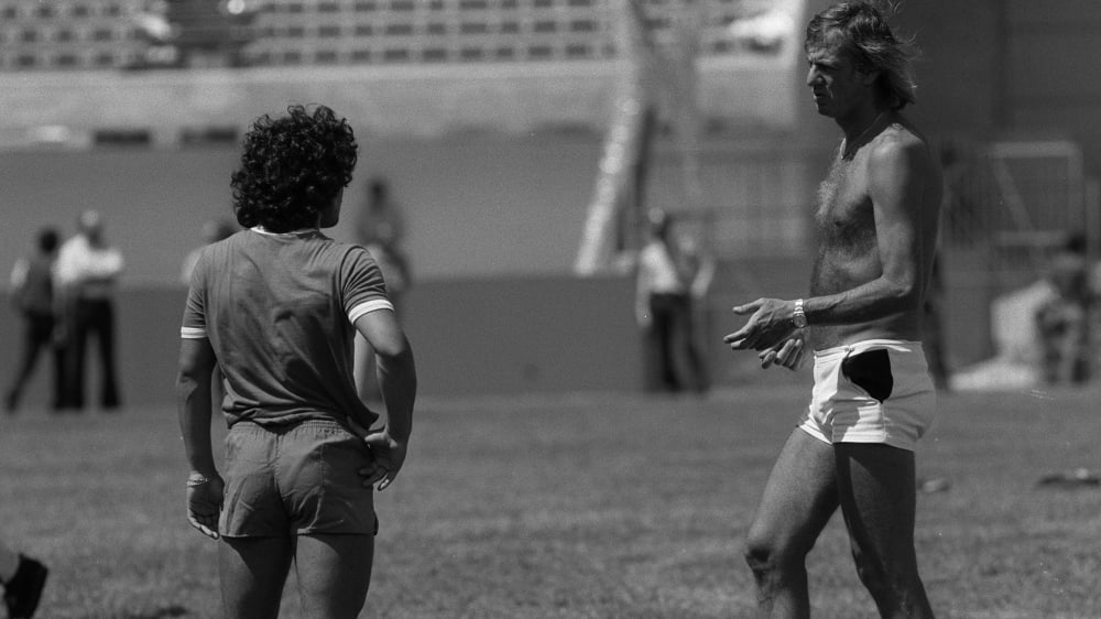 Trainer Cesar Luis Menotti und Diego Maradona