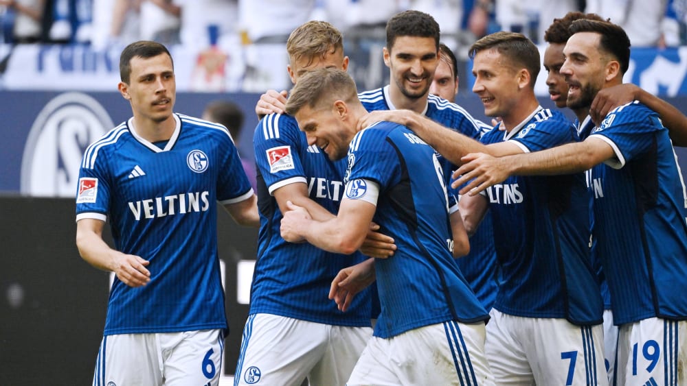 Der FC Schalke 04 bejubelte gegen Rostock das siebte ungeschlagene Spiel am Stück.