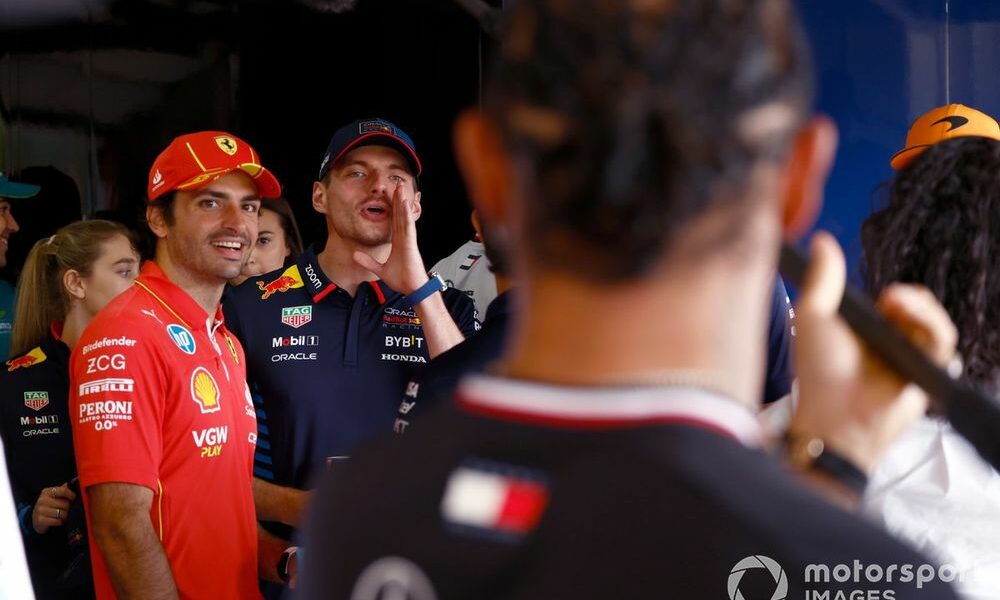 Should Carlos Sainz pick Williams or Audi for 2025? Our F1 writers have their say