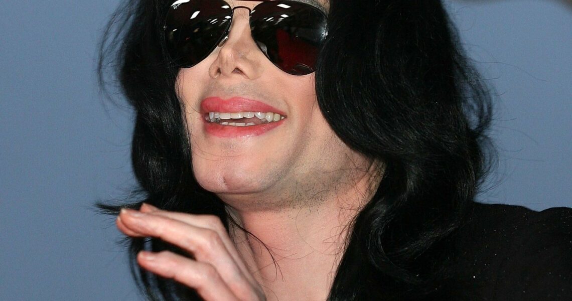 Tar hjälp av Michael Jackson-terapi
