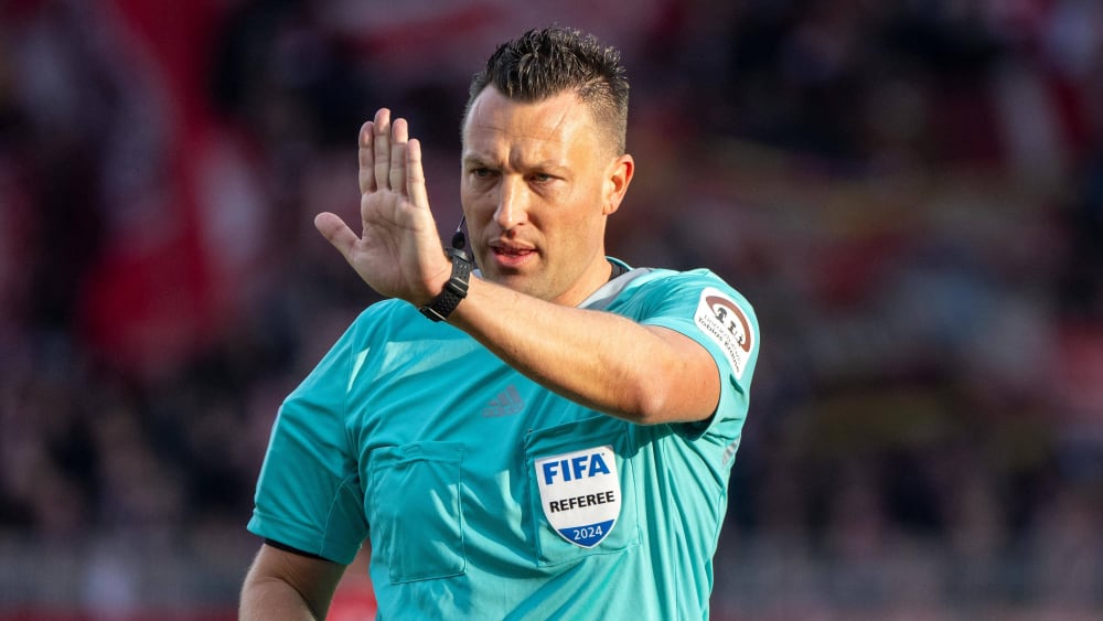 UEFA lässt Schiedsrichter-Hoffnung Jablonski aufsteigen