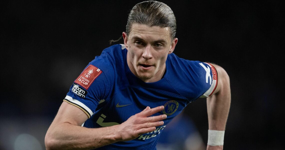 Chelsea consider swap deal with Villa, Man Utd’s three-striker shortlist – Paper Round