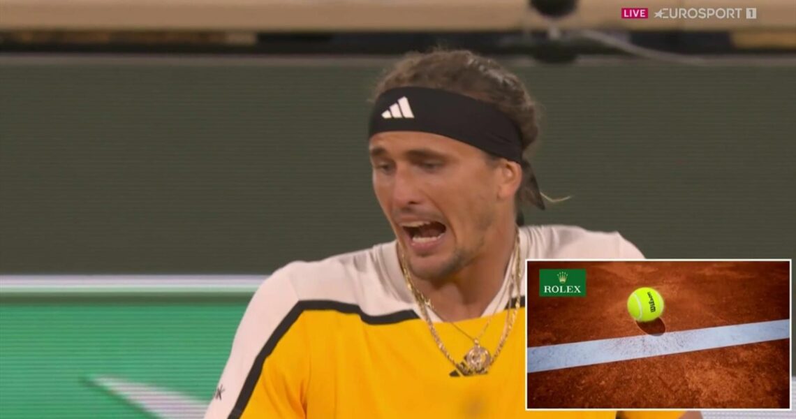 ‘How is that touching?!’ – Zverev responds to umpire after losing key break point