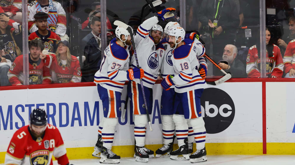 Führte die Oilers mit erneut vier Punkten zum zweiten Sieg in Folge: Edmontons Kapitän Connor McDavid.