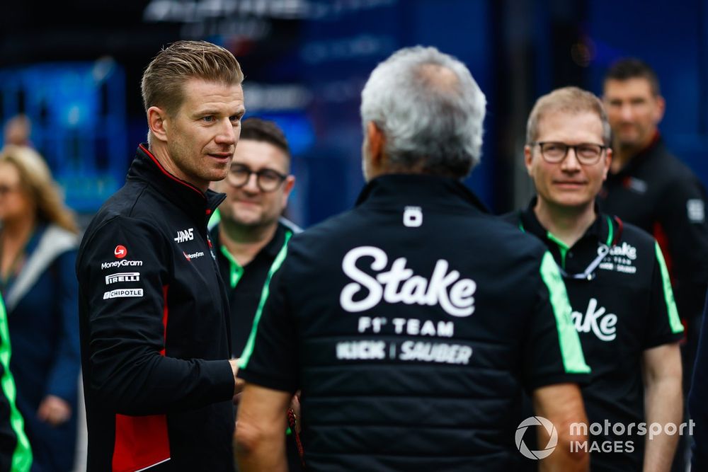 Nico Hulkenberg, Haas F1 Team,reas Seidl, CEO, Kick Sauber, Beat Zehnder, Sporting Director, Stake F1 Team Kick Sauber