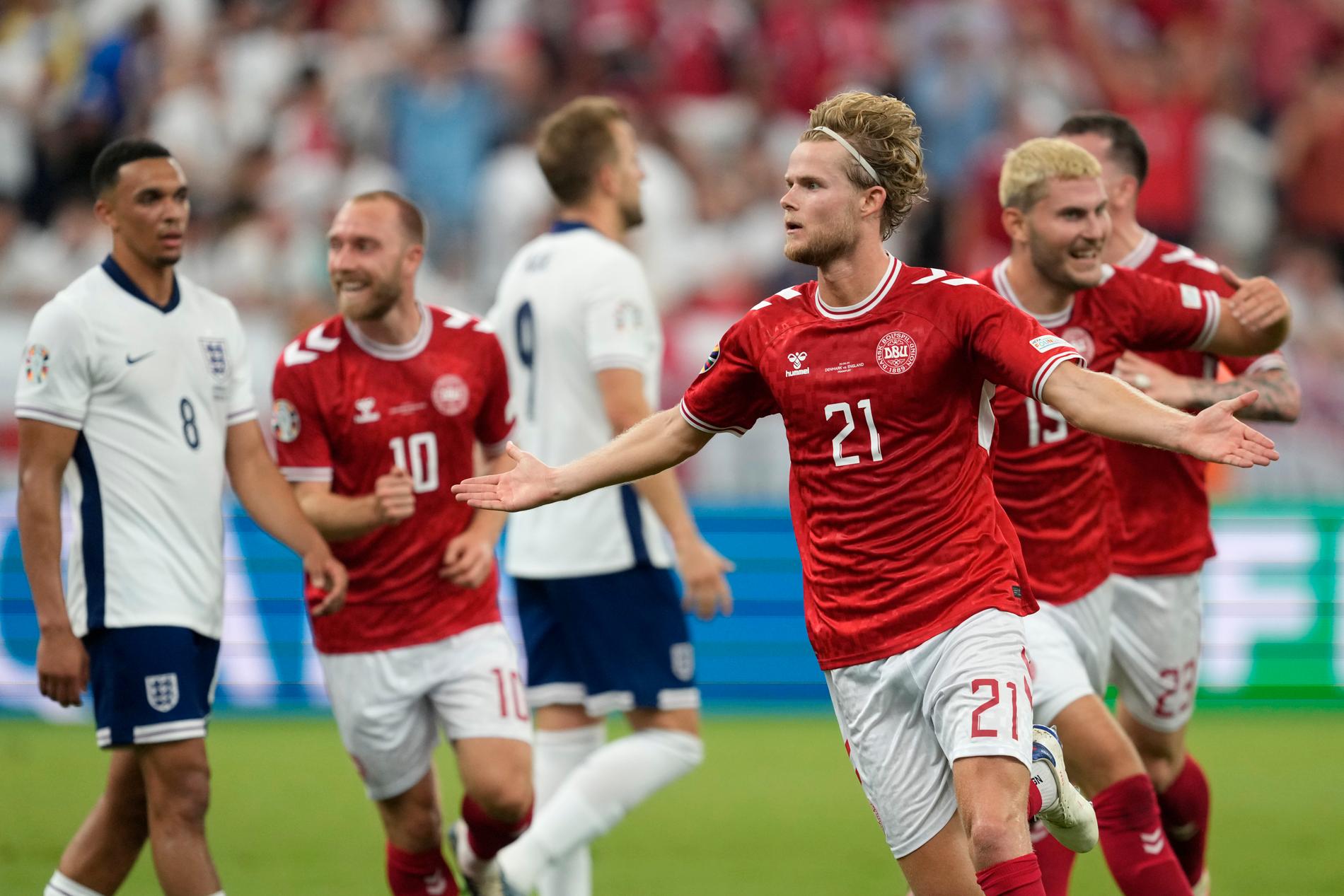 Danmark firar mål mot England