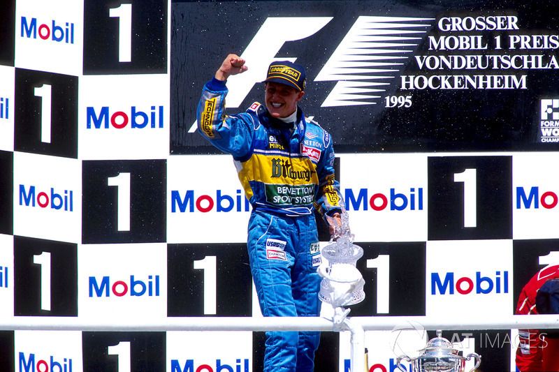 Podium: Michael Schumacher, Benetton B195 Renault
