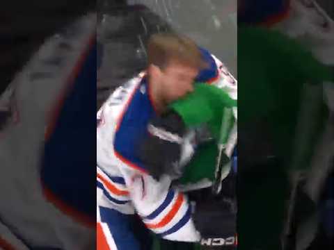 Connor McDavid Was Having None Of It 😳